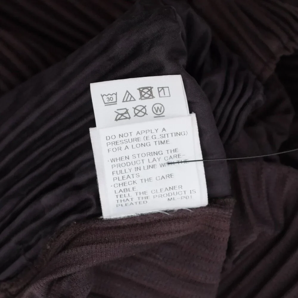 Issey Miyake Homme Plisse 2 / Medium shorts cropped pants matte black w/pockets - Picture 11 of 11